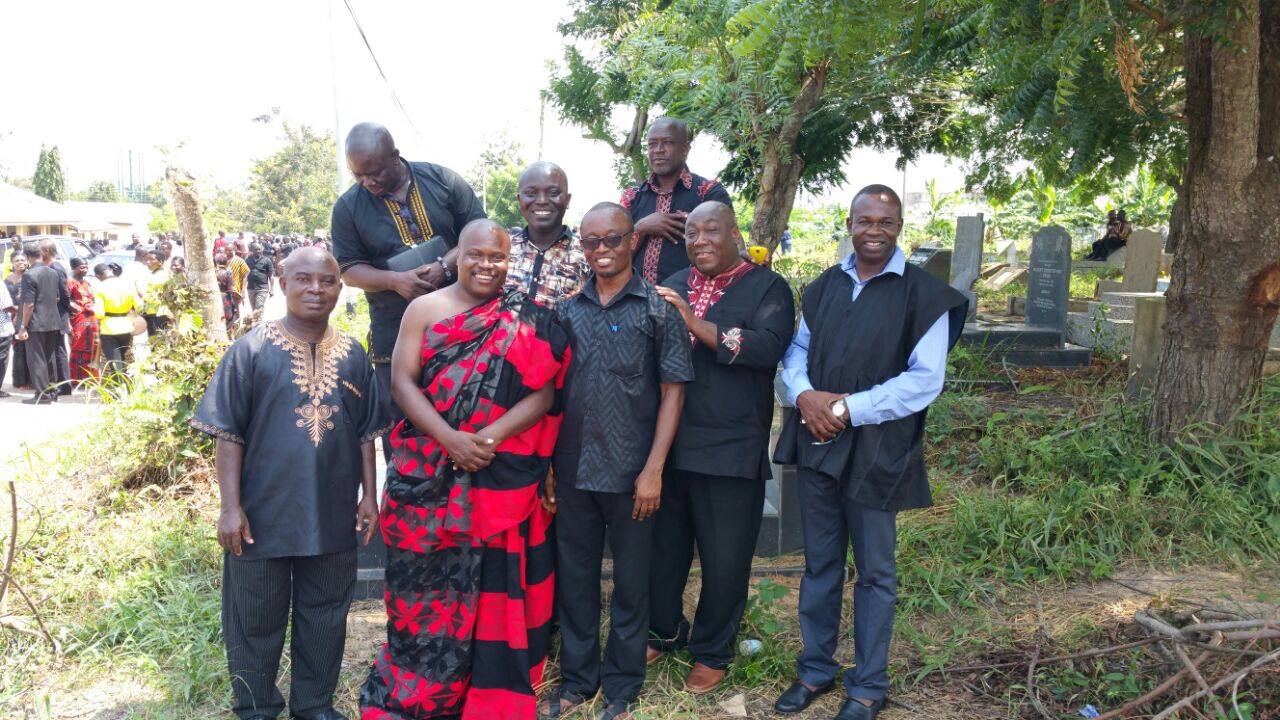1.-Hustee-at-Apsu88-relative-Fiuneral Hustee Shares his testimony of God's favor