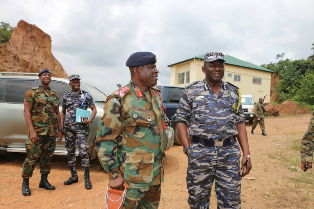 IGP-CDS-visiting-Operation-Vanguard-2017-08-25-at-18.44.57 Upper West police vows to flush out criminals