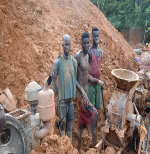 Operation-Vanguard-Operations-at-Amansie-West-Chensidanho-in-the-Wassa-Amenfi-West-District-2018-06-25-at-15.05.10-292x300 UW small scale miners support war against illegal mining - By D.I. Laary, 