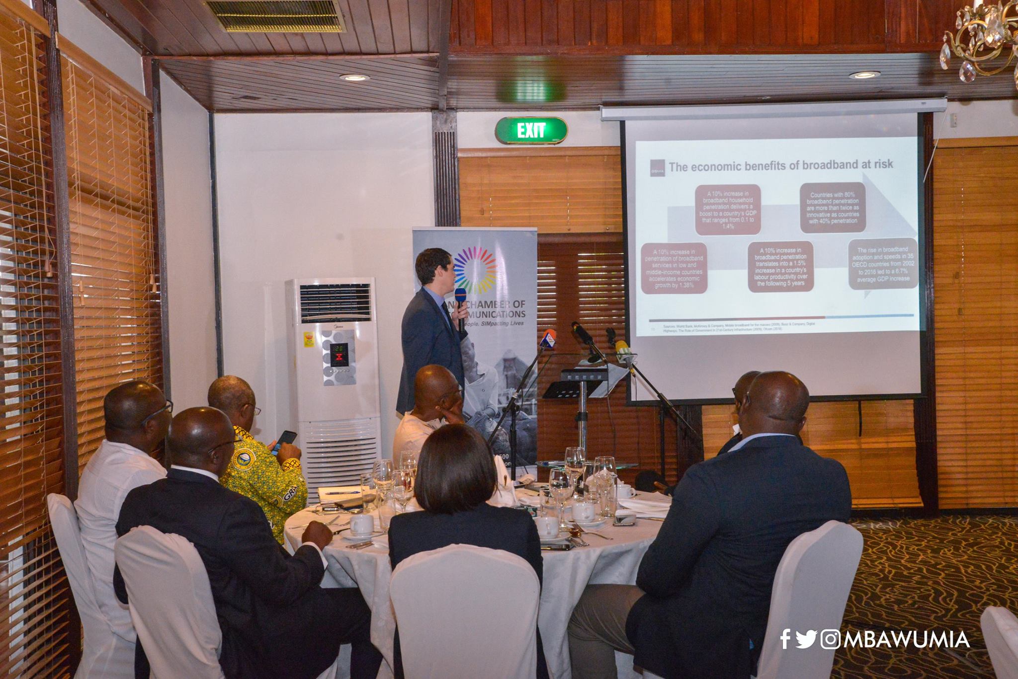 9.-Oliver-Chapman-Policy-Director-GSMA-presenting-at-the-Mobile-Telecom-Industry-Breakfast-Meeting- Vice President's Comment on the Mobile Telecom Industry Breakfast Meeting