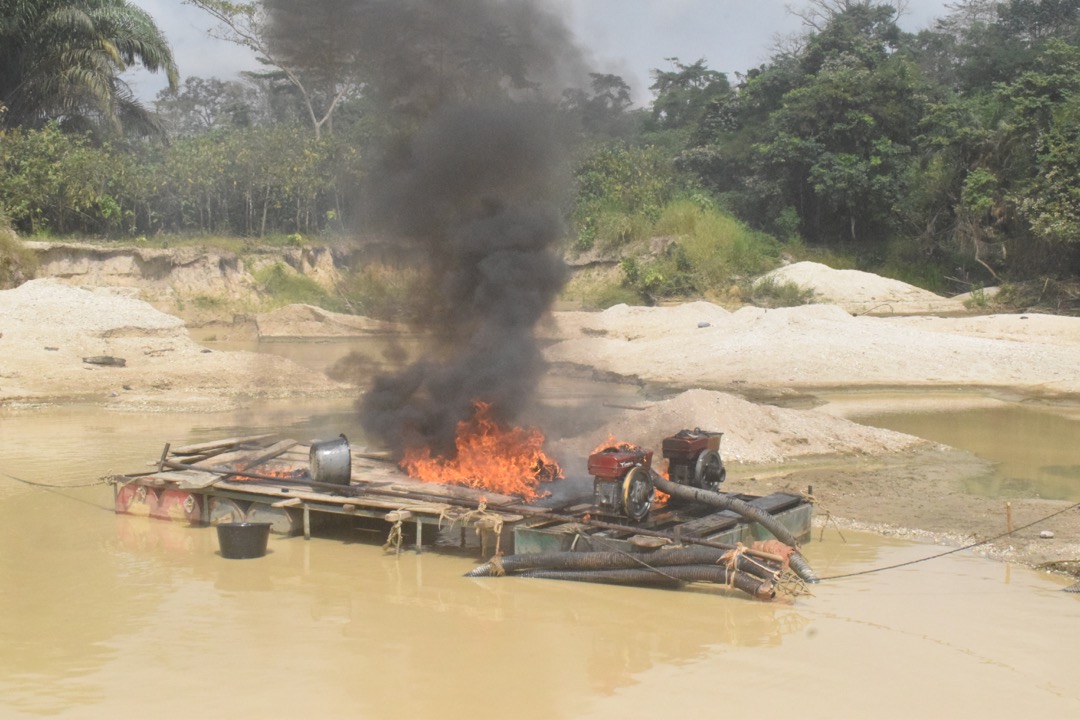 WhatsApp-Image-2019-05-21-at-20.04.07 3 More Chinese Arrested engaged in Galamsey on 20th May 2019 at Bonsa